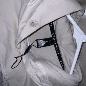 Long sleeve cropped hoodie